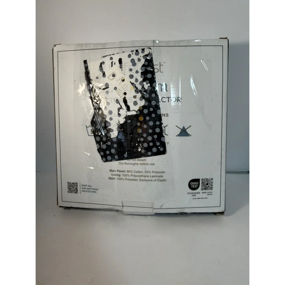 SafeRest Twin Size Premium Hypoallergenic Waterproof Mattress Protector - Vinyl